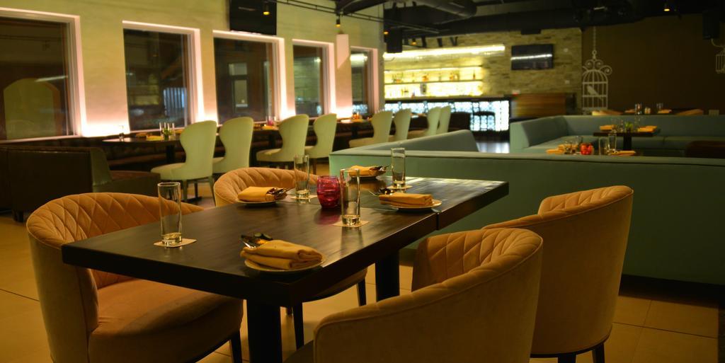 Bay 15 Hotel Panadzsi Kültér fotó